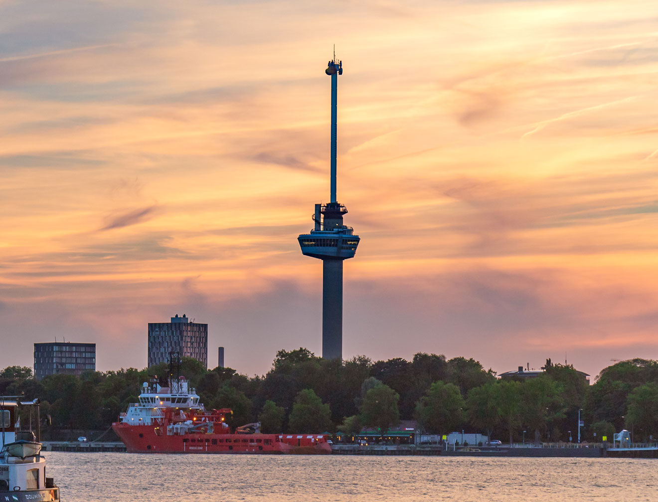 Uitjes in Rotterdam Euromast